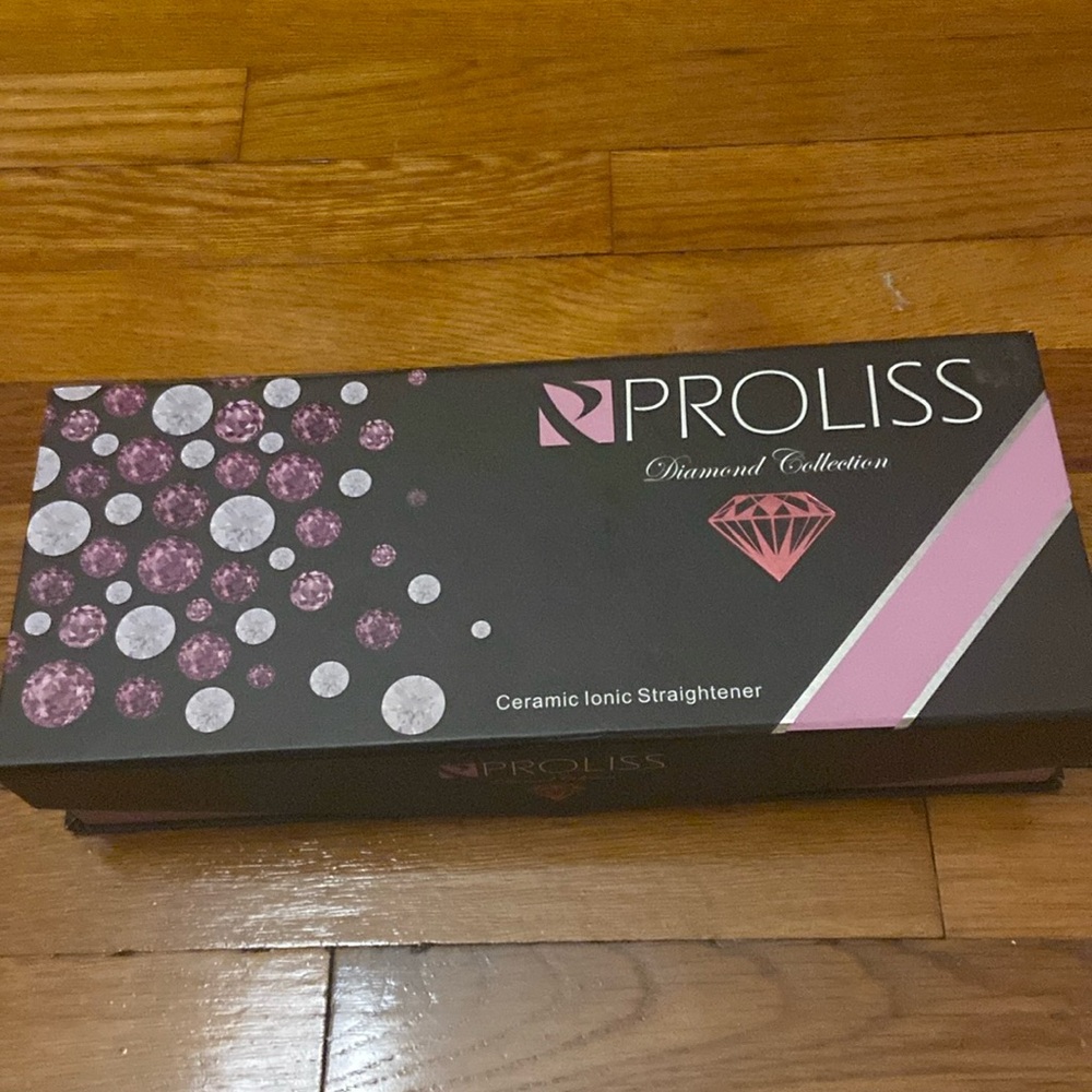 Diamond Collection 1.25 Ceramic Hair Straightener Flat Iron (Purple)